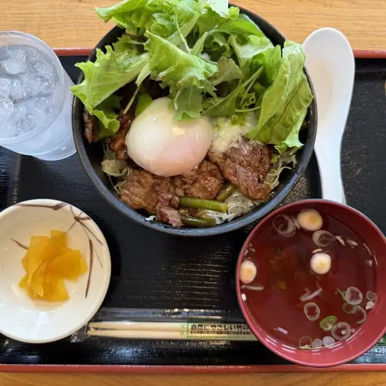Shokujidokoro Ajiwai Kan