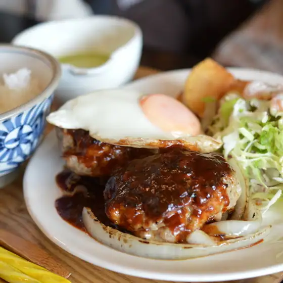 Cafe Restaurant Moto