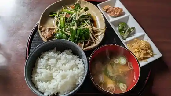 飲み処 食べ処 つがる