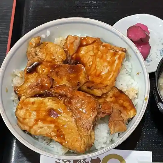 む～んらいと この豚丼 イオン釧路店