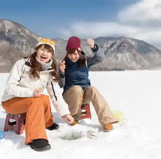 Akagi Lake Onuma Smelt Fishing