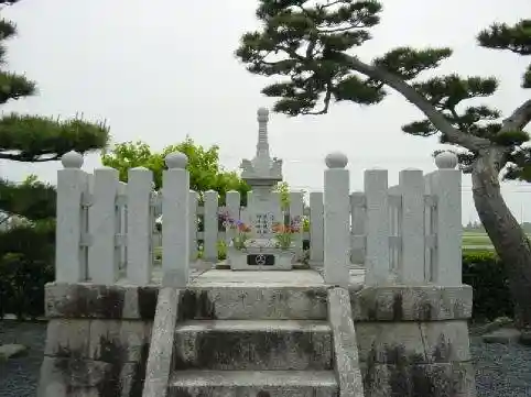 Yamauchi Kazutoyo Ko Haha no Haka