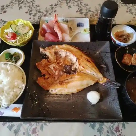 海魚亭