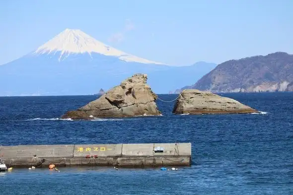 Kumomi Beach
