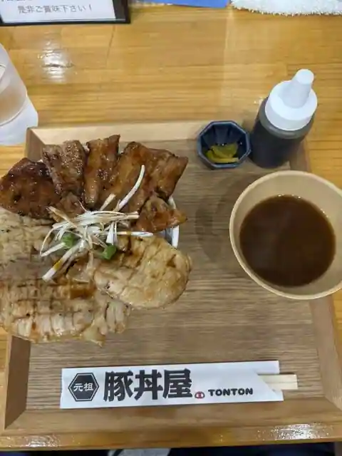 Ganso Butadon Ya TONTON Asahi Machi