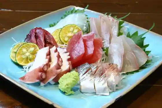 肴屋しんたく