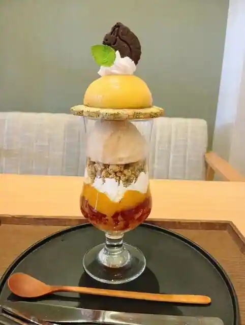 kiki cafe
