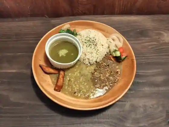 満月農園 カレー小屋 スミタ