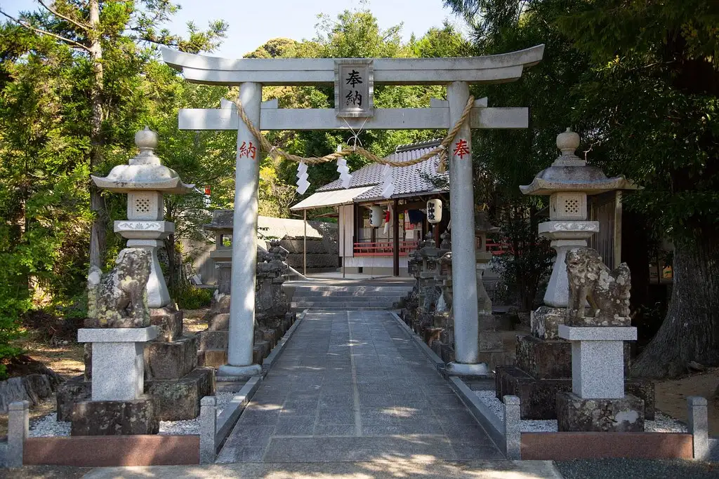A Tawa Shrine