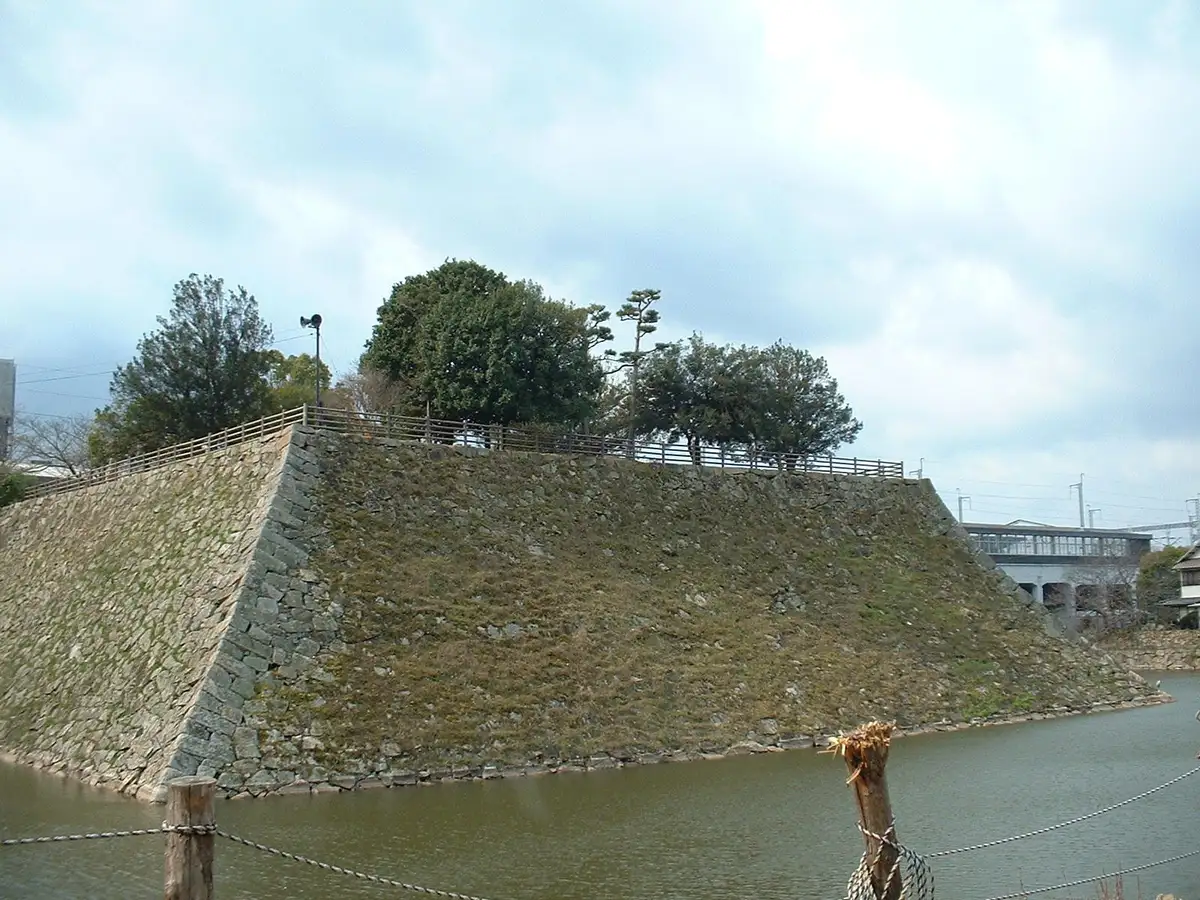 Mihara Castle ruins