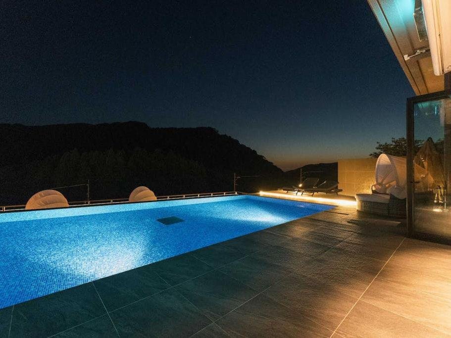 THE ACONCAGUA RESORTS