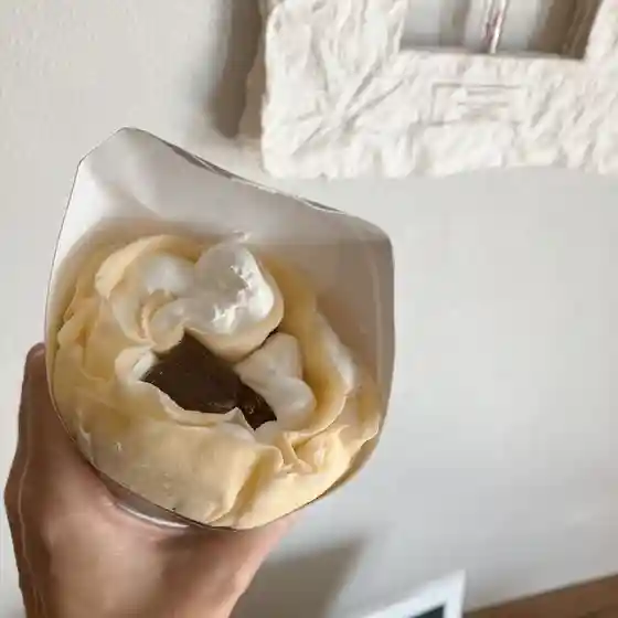 自然卵のクレープ モアイ店
