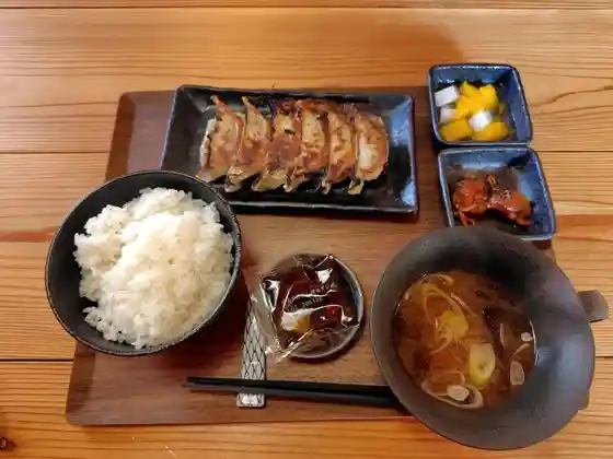 自家製餃子 まるぎょう