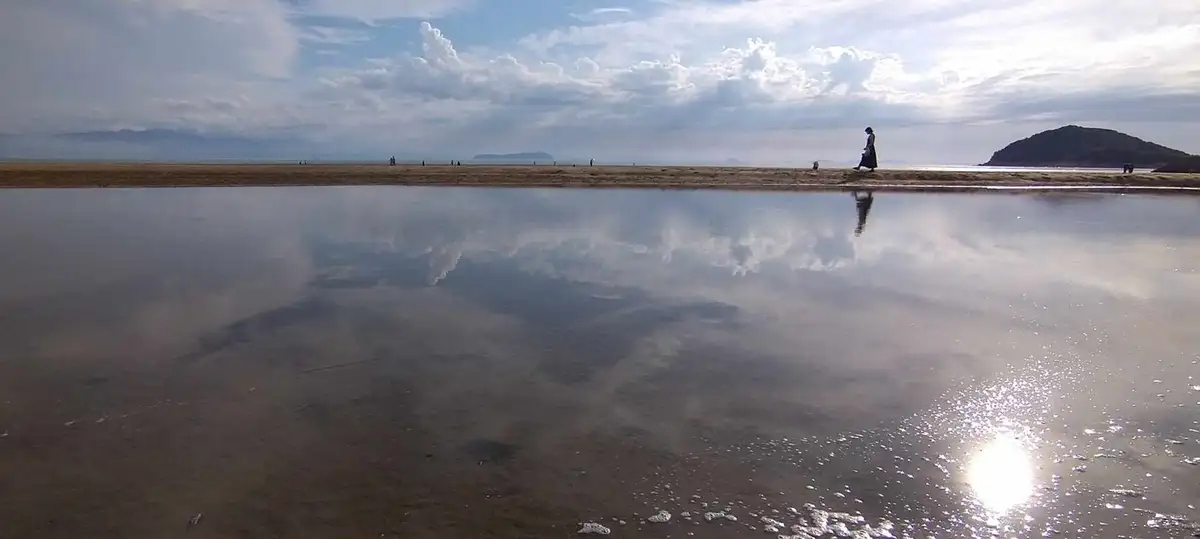 Chichibugahama tidal flats reflecting the sky, Nio, Mitoyo