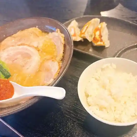 味噌工房麺助