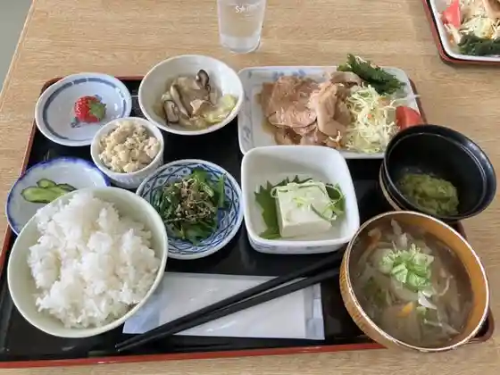 はなやか亭