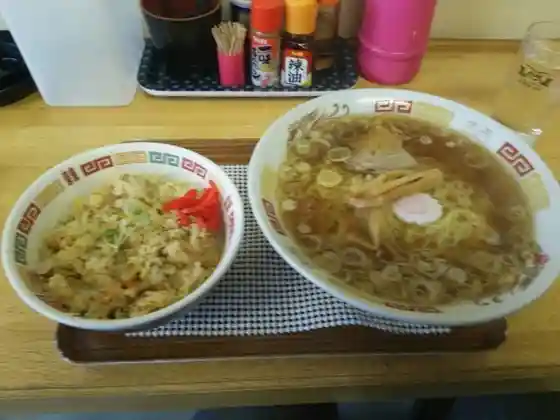 旭屋食堂