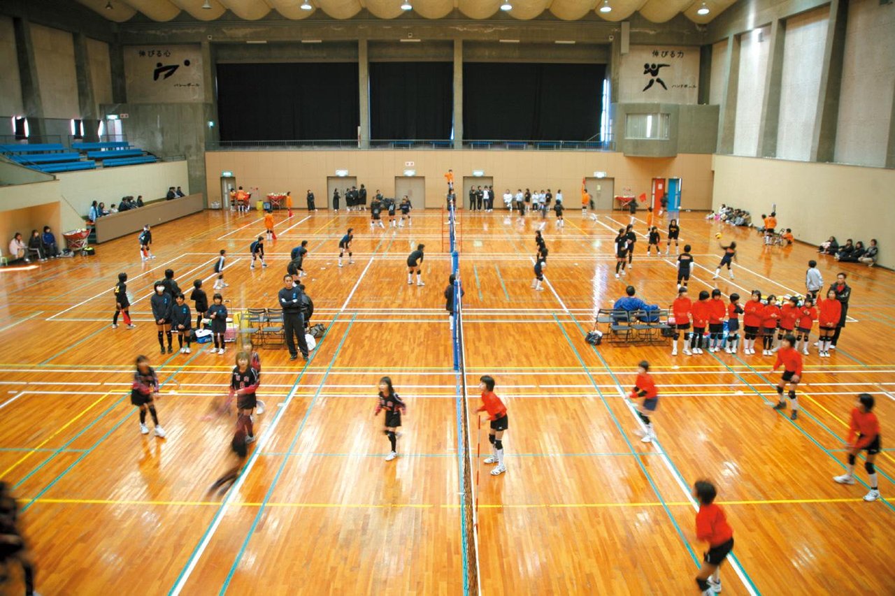 Miyakonojo City Takasaki Comprehensive Park Gymnasium