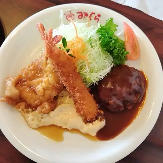 Ogura Idekita Store