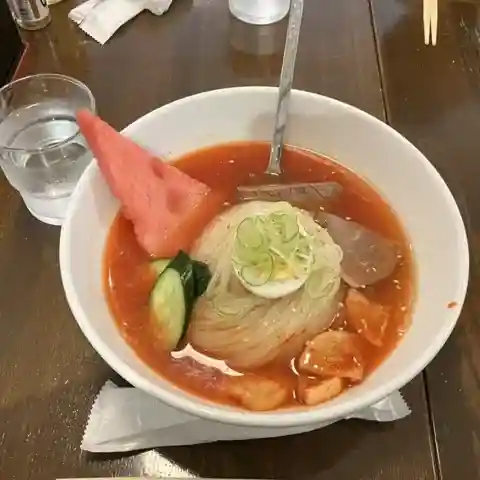 Myonmyonya