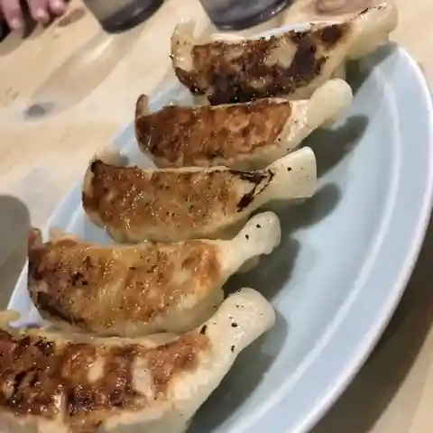 つぼ半