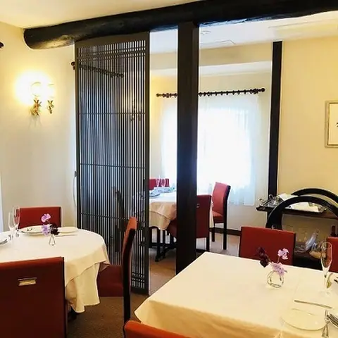 Chez Mura Bleu Lis