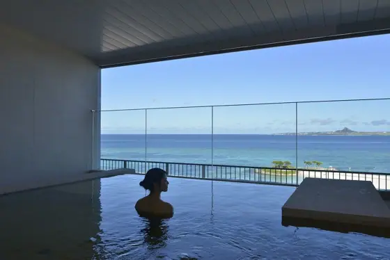 Jurassic Onsen Churaumi no Yu
