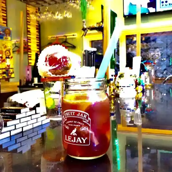 カフェバー キッピス