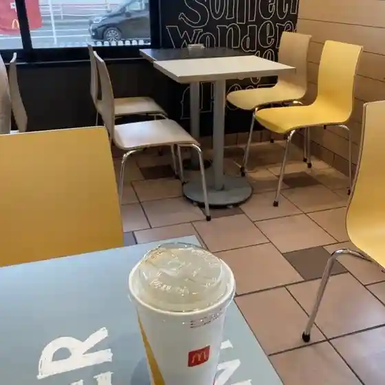 マクドナルド むつ中央店