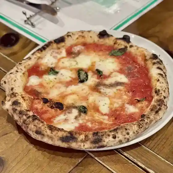 A Fenesuterra