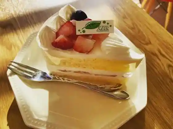 Patisserie Reve