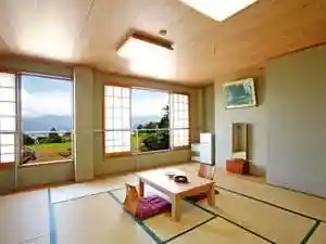 Hayata Ro Onsen Seiyo To Mugimeshi No Yado Nishiyama So