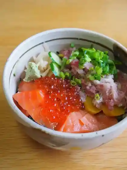 Kuretake Sushi