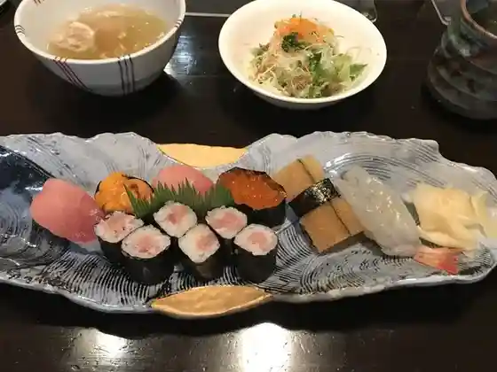 Tomiju Shi
