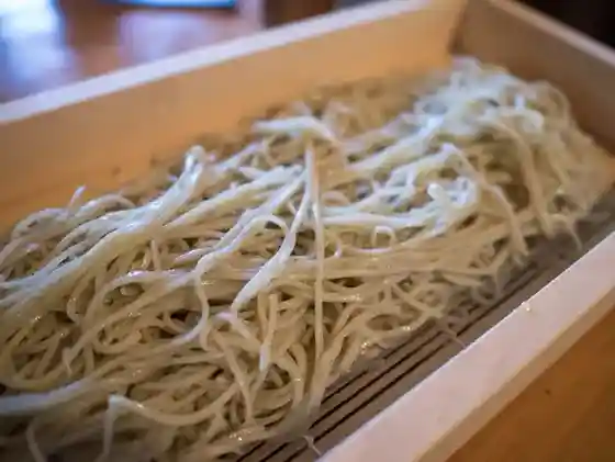 Soba Tokoro Kuro Yo