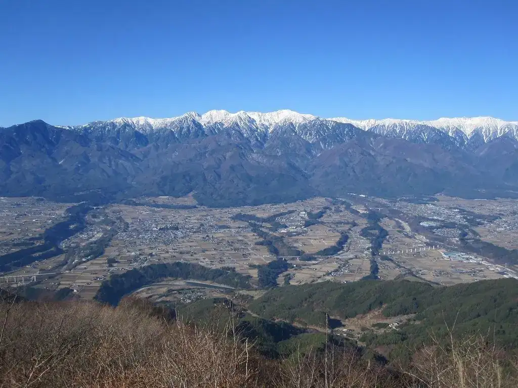 Jimba Katachi Yama Campground