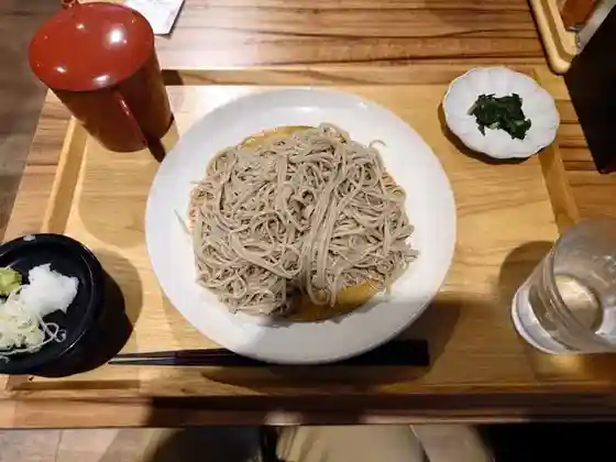 BISTRO8