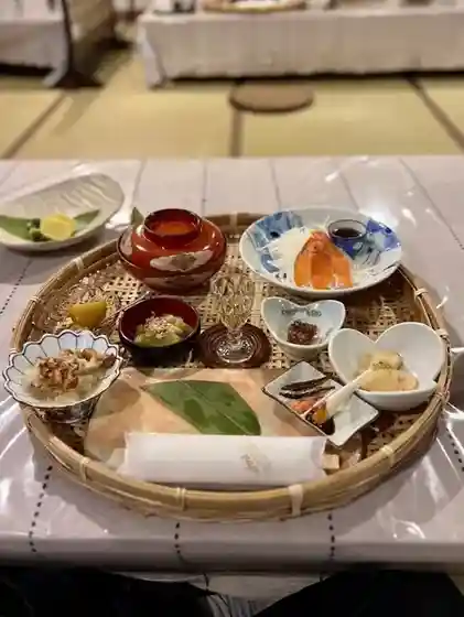 Doku Sawa Kosen Jinno Yu
