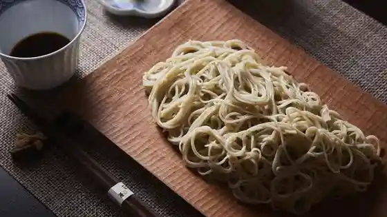 Ishiusu Hiki Soba Kobo Yama No Mi