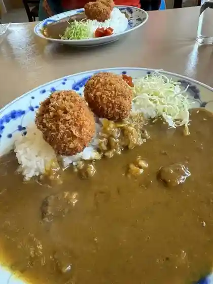 RESTAURANT & CAFE GREEN
