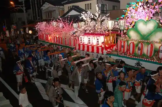 Naka Yuki Shima Suwajinja Toro Shinji (Toro Oshi Ai)