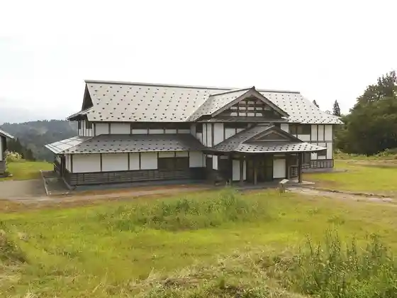 Shoku Raku Heri