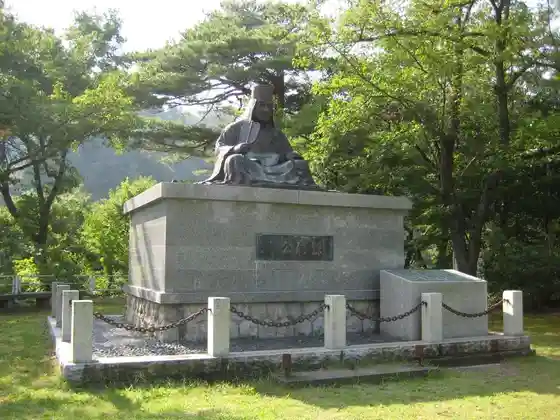 Akiba Park (Kenshin Ko Dozo Akiba Shrine Oku no In)