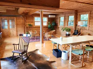 Shima no Log House