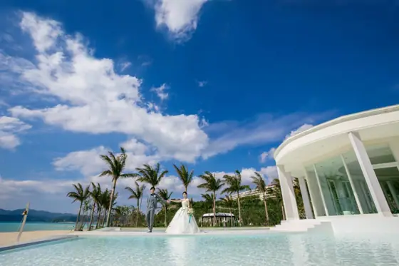 Ines Villa Nozze in Kanucha Bay Grand Blue Chapel