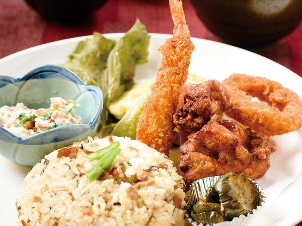 Kakiuchi Shoten Cafe