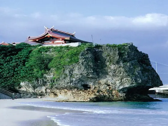 Naminoue Shrine
