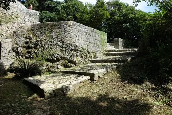 Sueyoshi-gu Stone Stairway