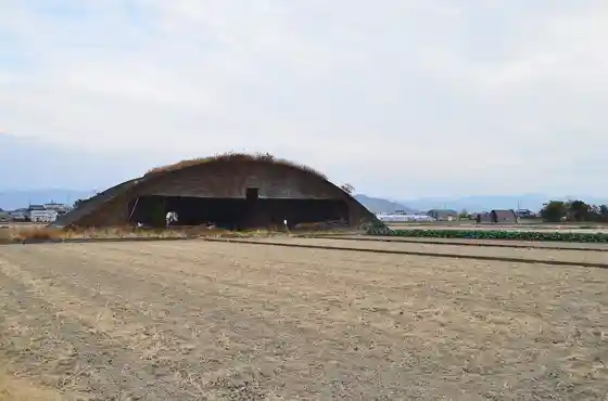 Maehama aircraft bunkers, Nankoku