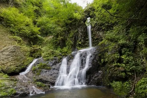 Kuguri Fall